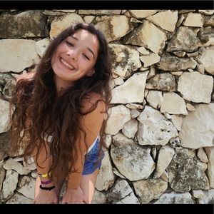 Meet your Posher, Kaitlyn